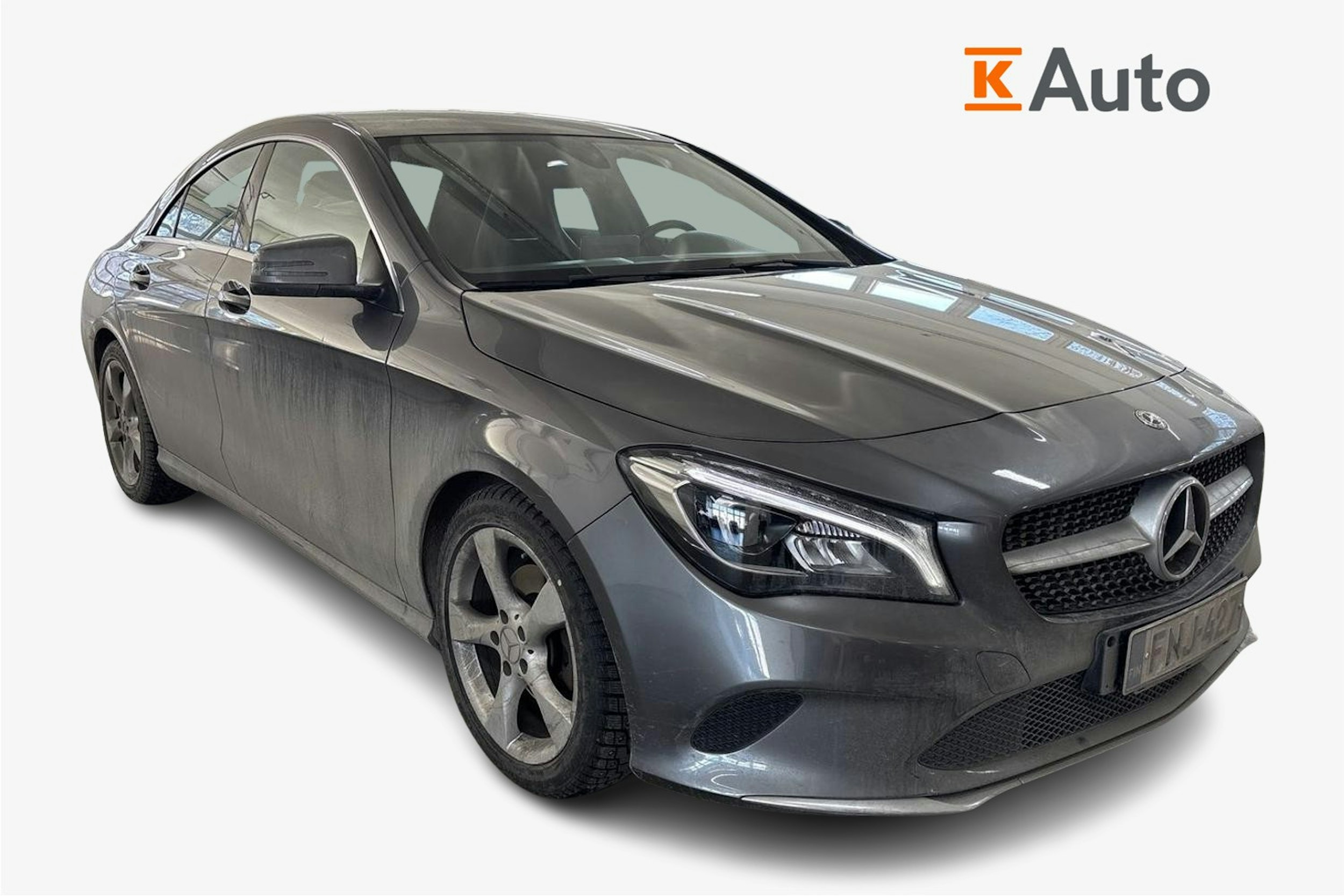 met. harmaa Mercedes-Benz CLA 2018 kuva 1.