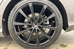 met. harmaa Mercedes-Benz CLA 2018 kuva 13.