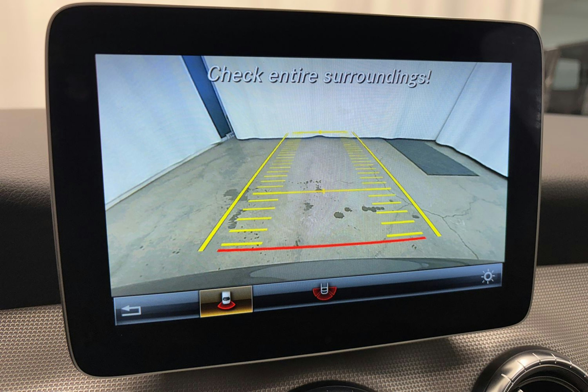 met. harmaa Mercedes-Benz CLA 2018 kuva 28.