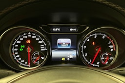 valkoinen Mercedes-Benz CLA 2018 kuva 20.