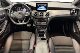 musta Mercedes-Benz CLA 2018 kuva 9.
