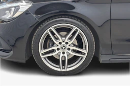 musta Mercedes-Benz CLA 2018 kuva 12.