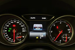 Harmaa Mercedes-Benz CLA 2018 kuva 15.