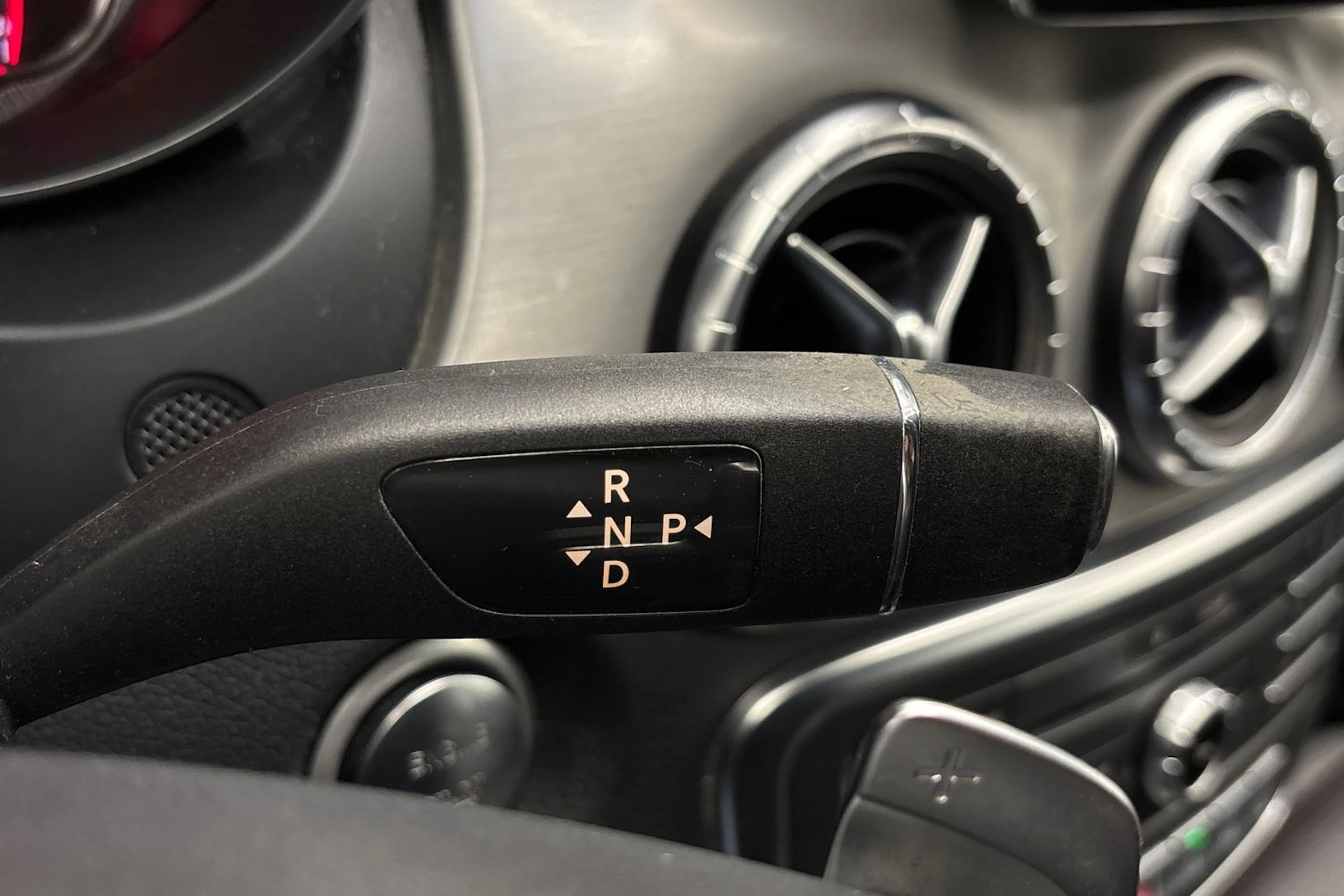 Harmaa Mercedes-Benz CLA 2018 kuva 19.