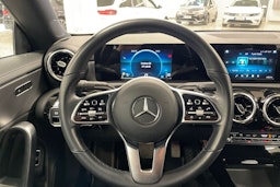 musta Mercedes-Benz CLA 2019 kuva 15.