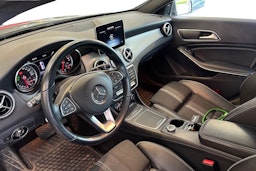 harmaa Mercedes-Benz CLA 2019 kuva 3.
