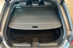 harmaa Mercedes-Benz CLA 2019 kuva 14.