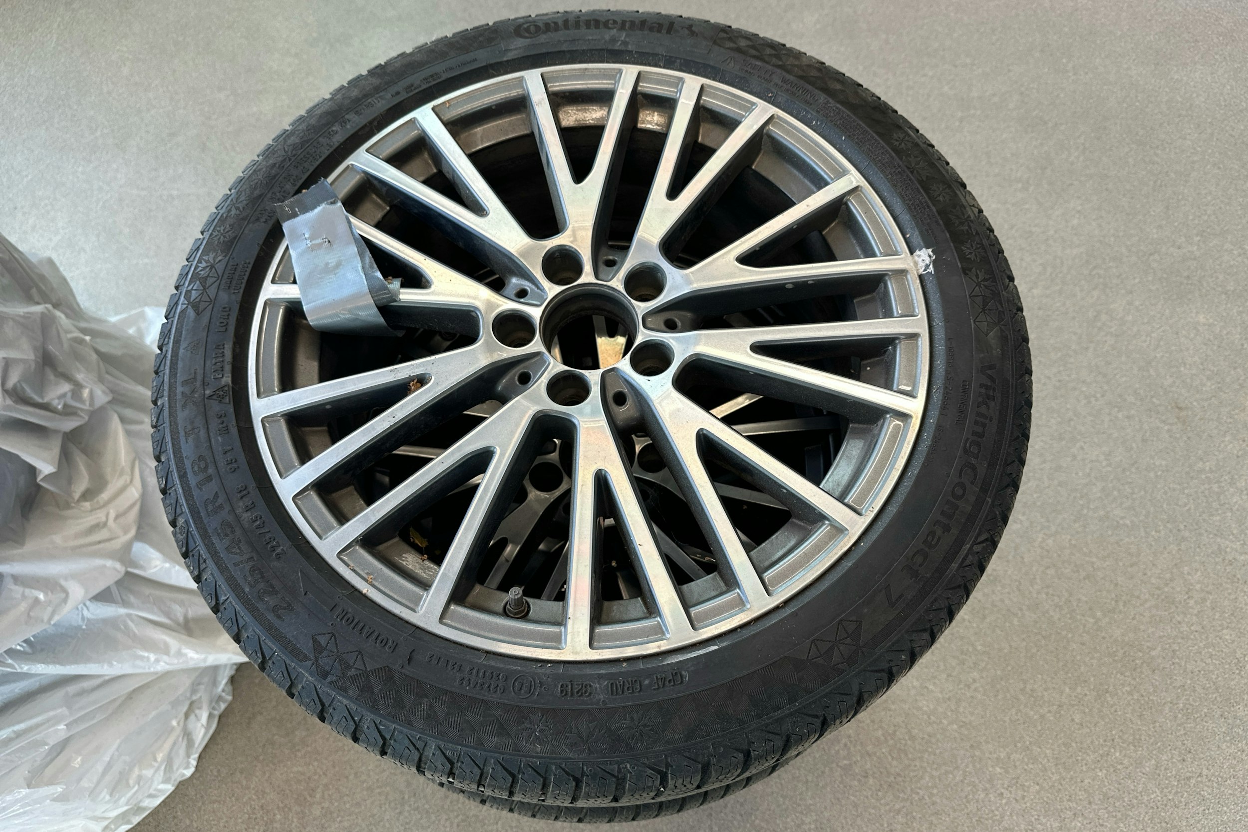 harmaa Mercedes-Benz CLA 2019 kuva 17.