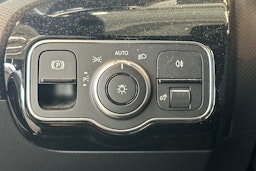 harmaa Mercedes-Benz CLA 2019 kuva 22.