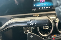 harmaa Mercedes-Benz CLA 2019 kuva 29.