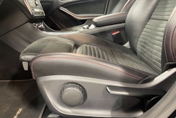 musta Mercedes-Benz CLA 2019 kuva 14.