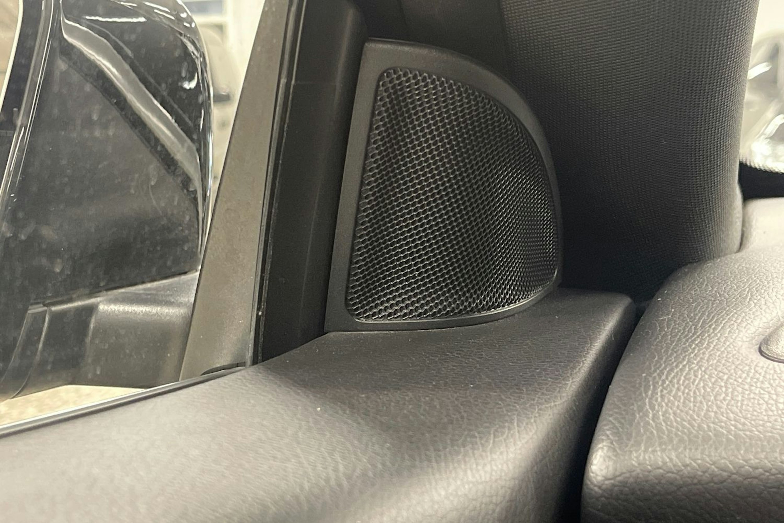 musta Mercedes-Benz CLA 2019 kuva 15.