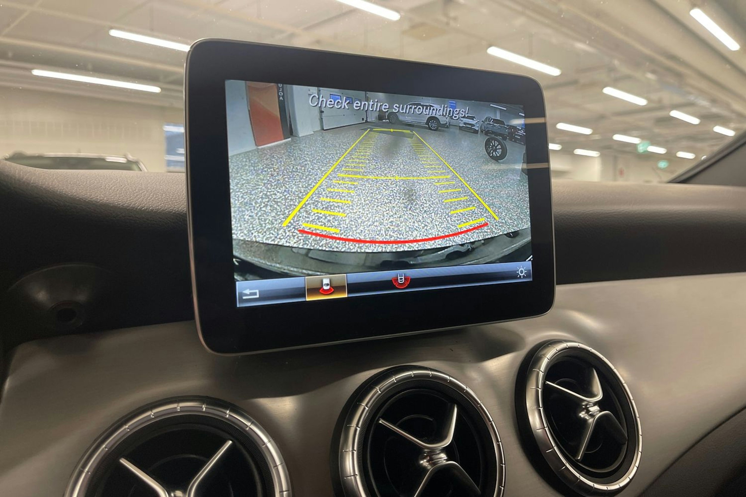 musta Mercedes-Benz CLA 2019 kuva 19.