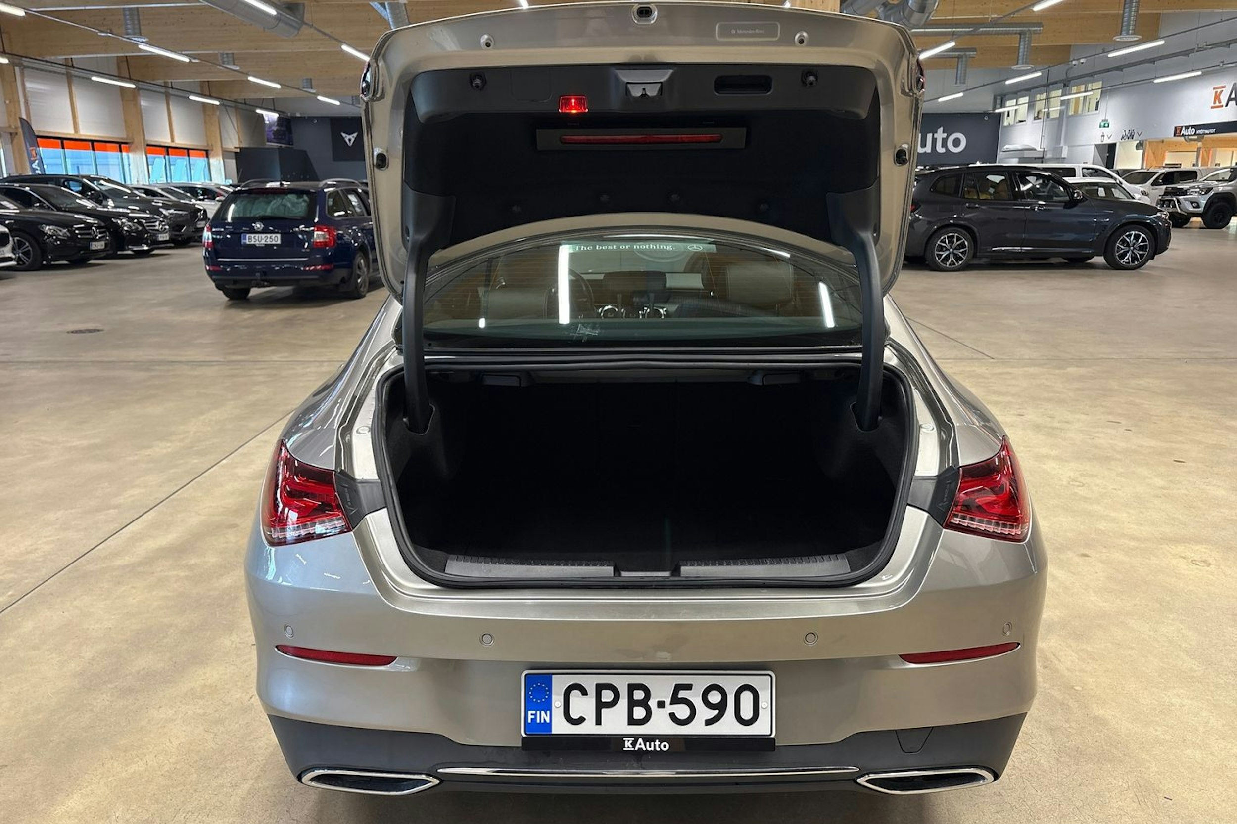 harmaa Mercedes-Benz CLA 2020 kuva 14.