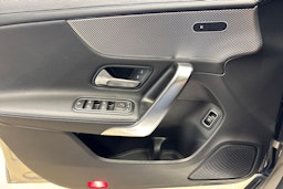 harmaa Mercedes-Benz CLA 2020 kuva 16.
