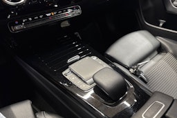 harmaa Mercedes-Benz CLA 2020 kuva 18.