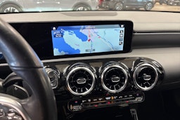 harmaa Mercedes-Benz CLA 2020 kuva 20.