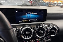 harmaa Mercedes-Benz CLA 2020 kuva 21.