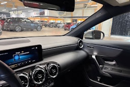 harmaa Mercedes-Benz CLA 2020 kuva 24.