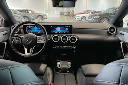 musta Mercedes-Benz CLA 2020 kuva 11.