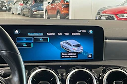 musta Mercedes-Benz CLA 2020 kuva 25.
