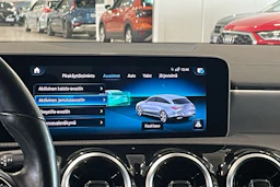 musta Mercedes-Benz CLA 2020 kuva 27.