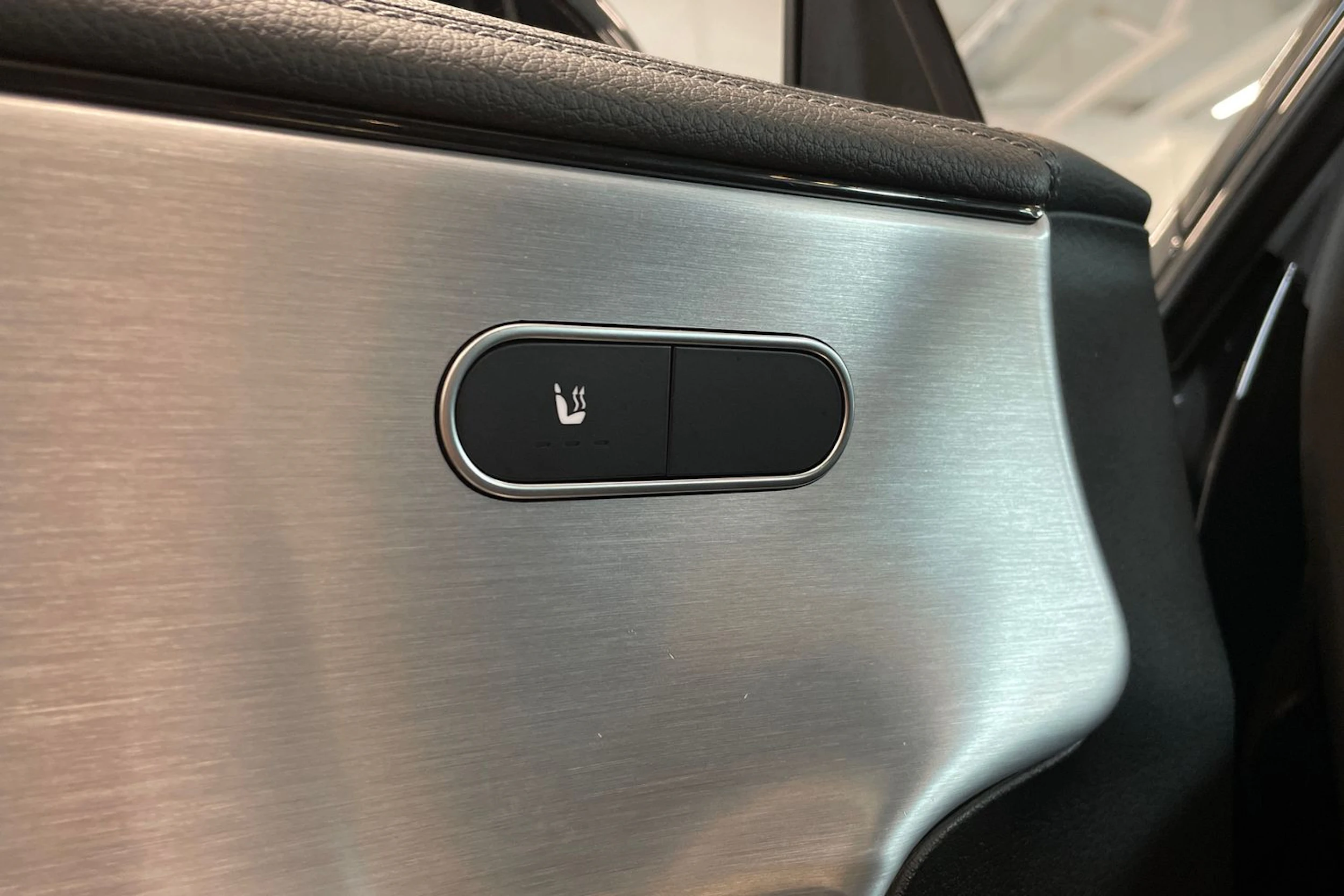 musta Mercedes-Benz CLA 2020 kuva 35.