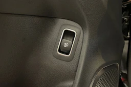 musta Mercedes-Benz CLA 2020 kuva 36.