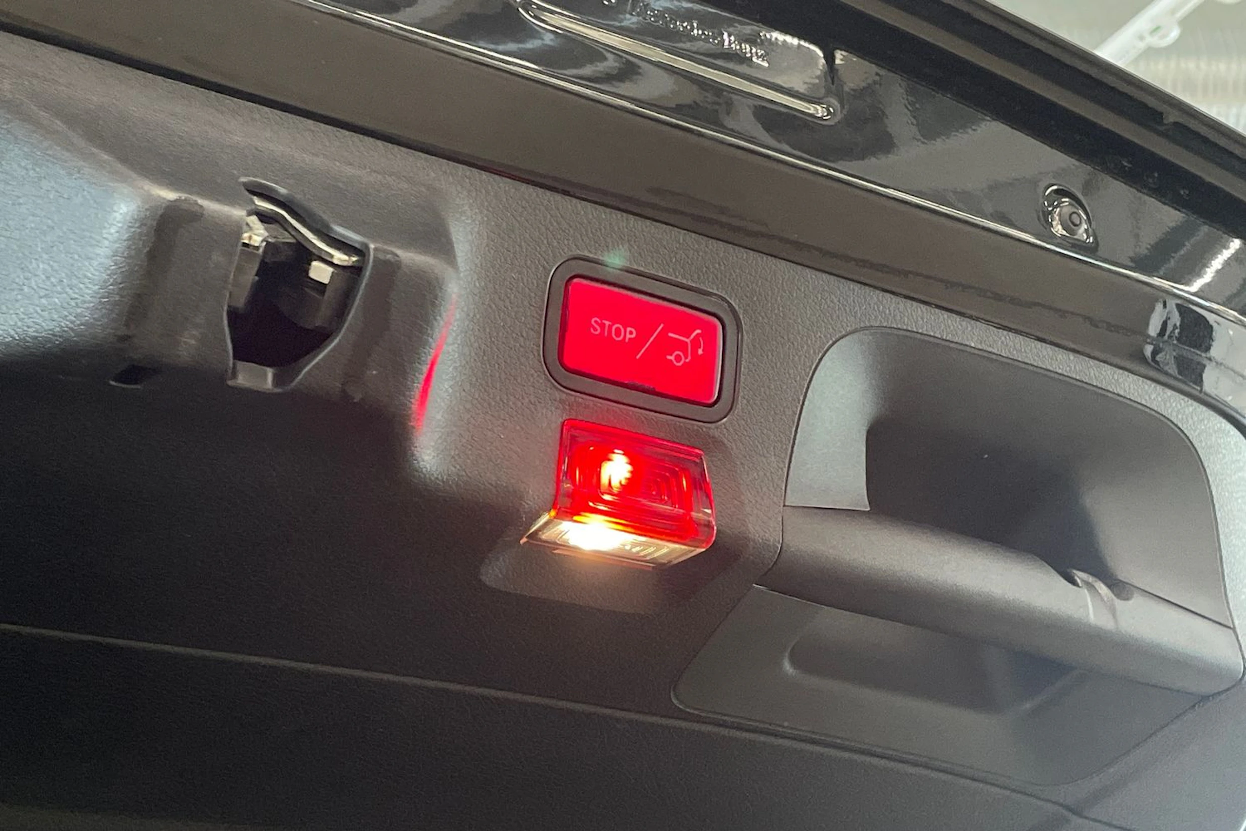 musta Mercedes-Benz CLA 2020 kuva 38.