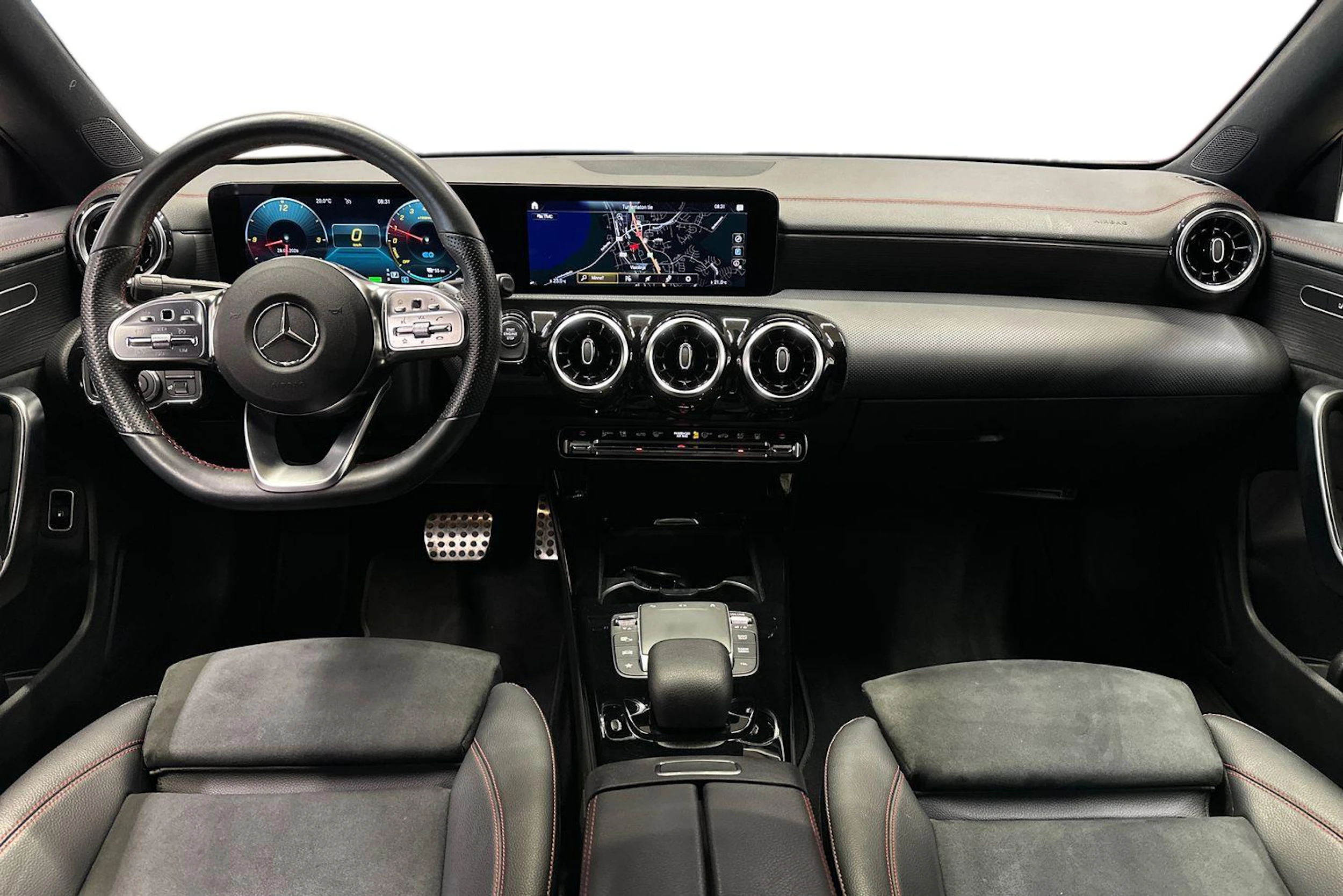 musta Mercedes-Benz CLA 2020 kuva 9.