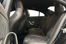 musta Mercedes-Benz CLA 2020 kuva 11.