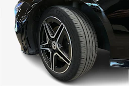 musta Mercedes-Benz CLA 2020 kuva 12.