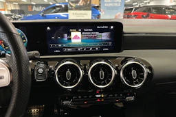musta Mercedes-Benz CLA 2020 kuva 21.