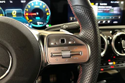 musta Mercedes-Benz CLA 2020 kuva 25.