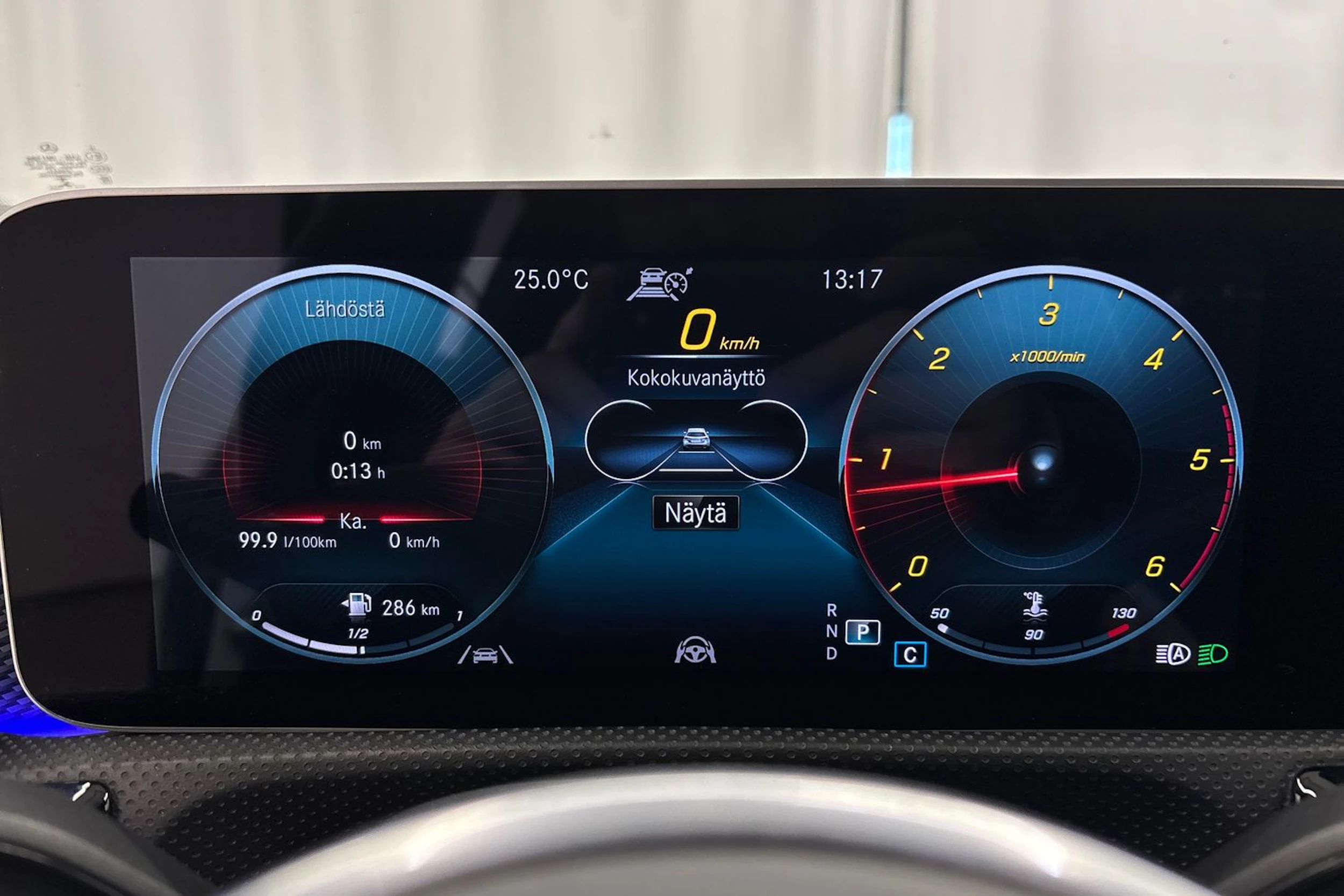 valkoinen Mercedes-Benz CLA 2020 kuva 17.