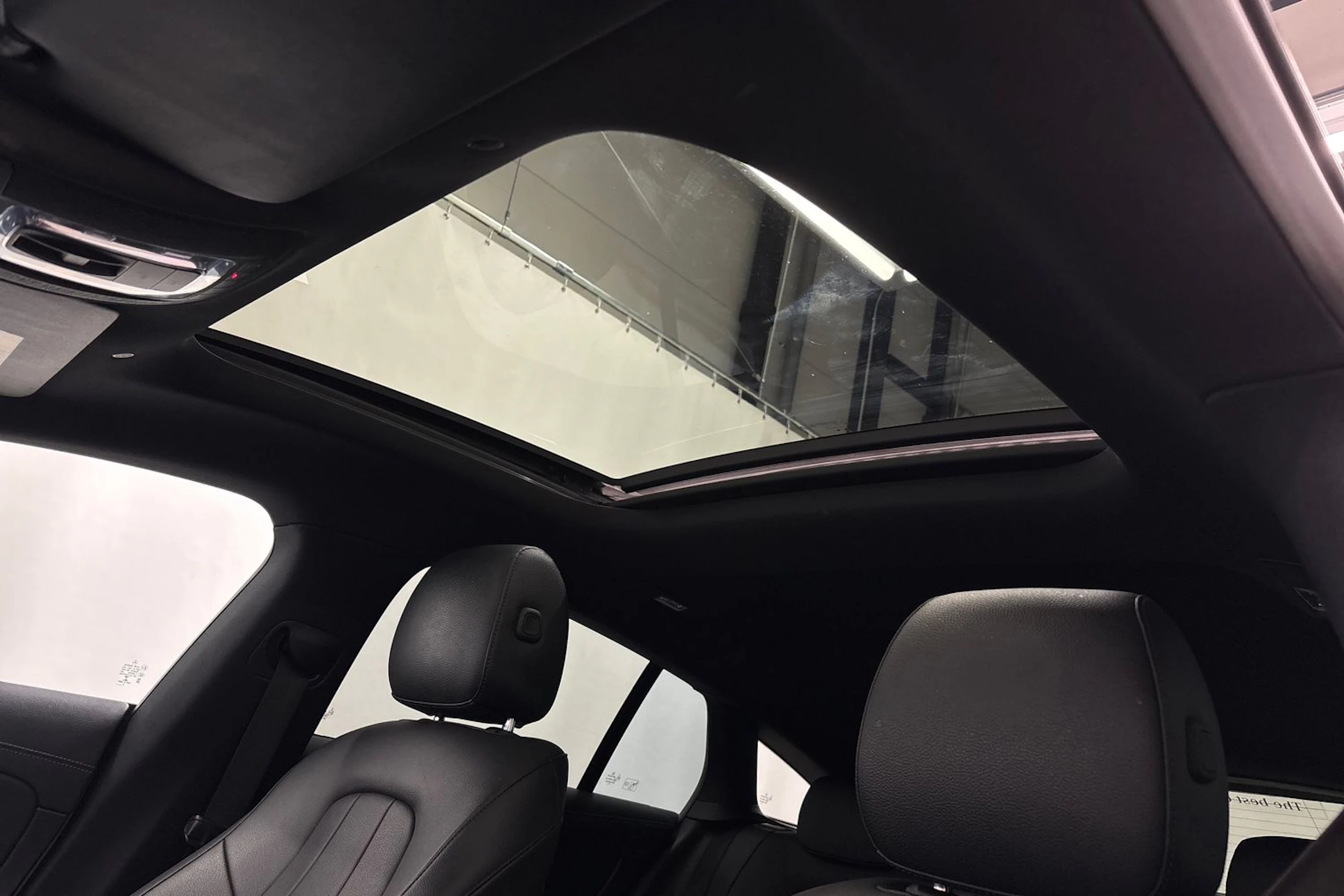 valkoinen Mercedes-Benz CLA 2020 kuva 27.