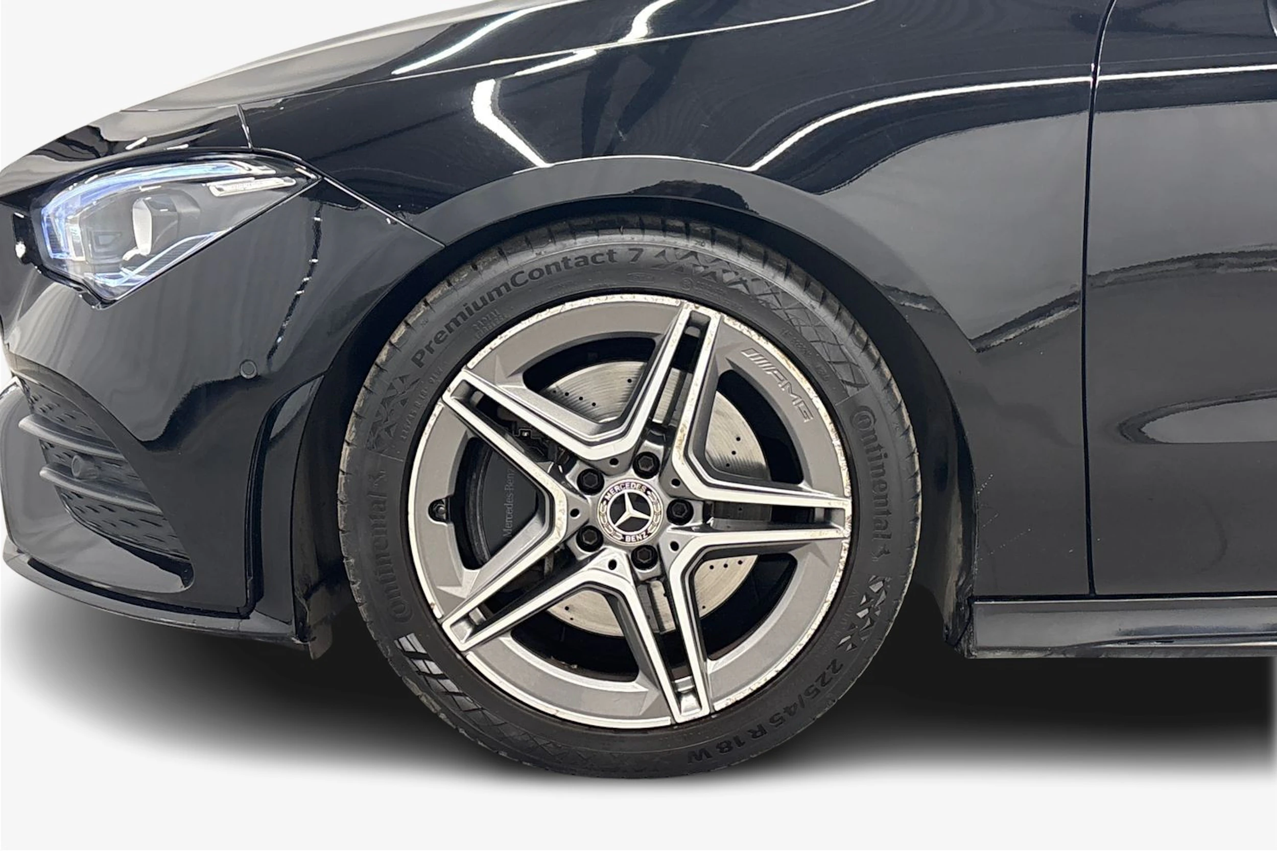 musta Mercedes-Benz CLA 2020 kuva 12.