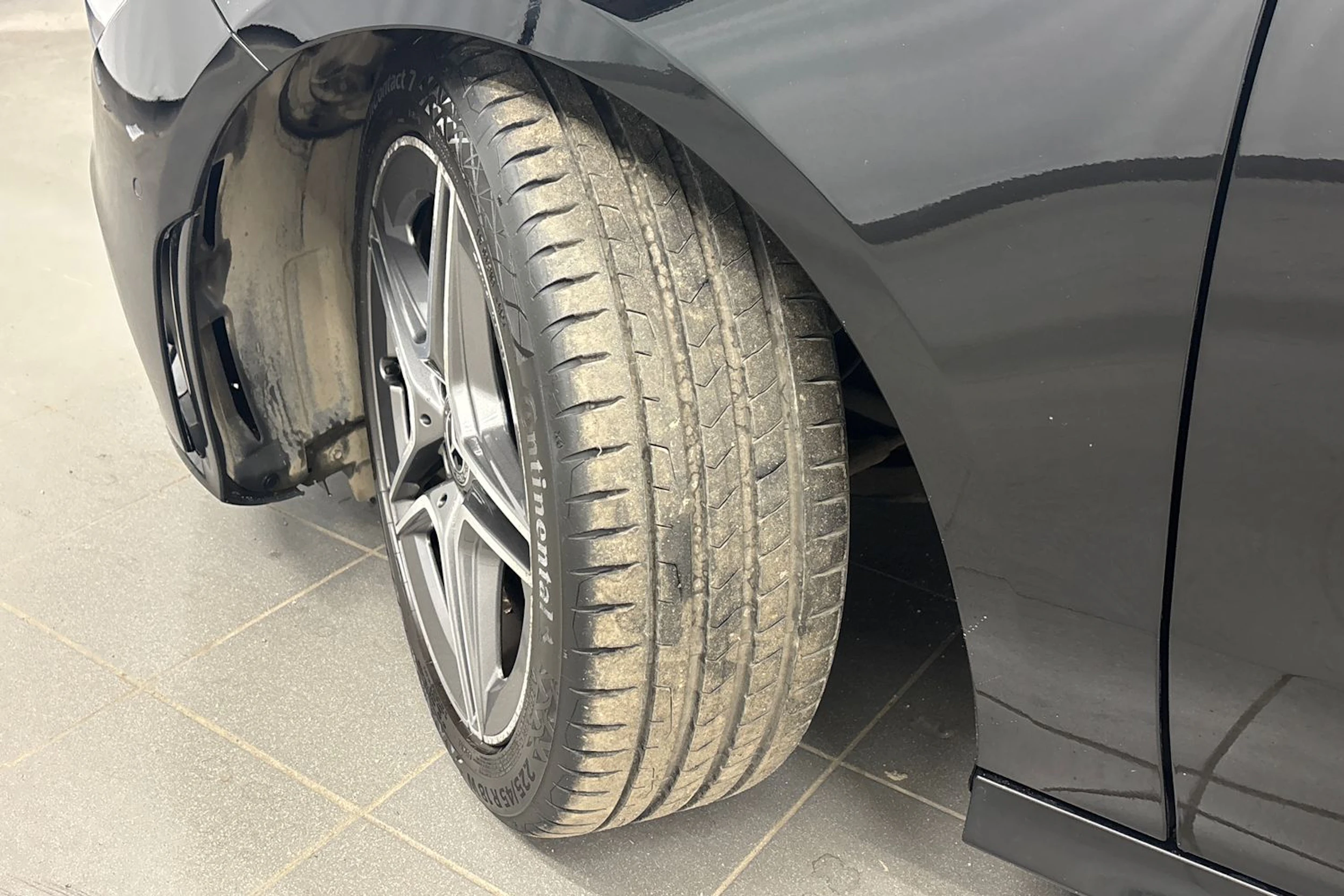musta Mercedes-Benz CLA 2020 kuva 13.