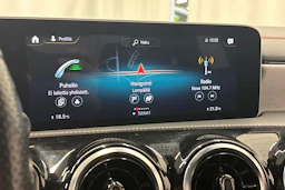 musta Mercedes-Benz CLA 2020 kuva 22.