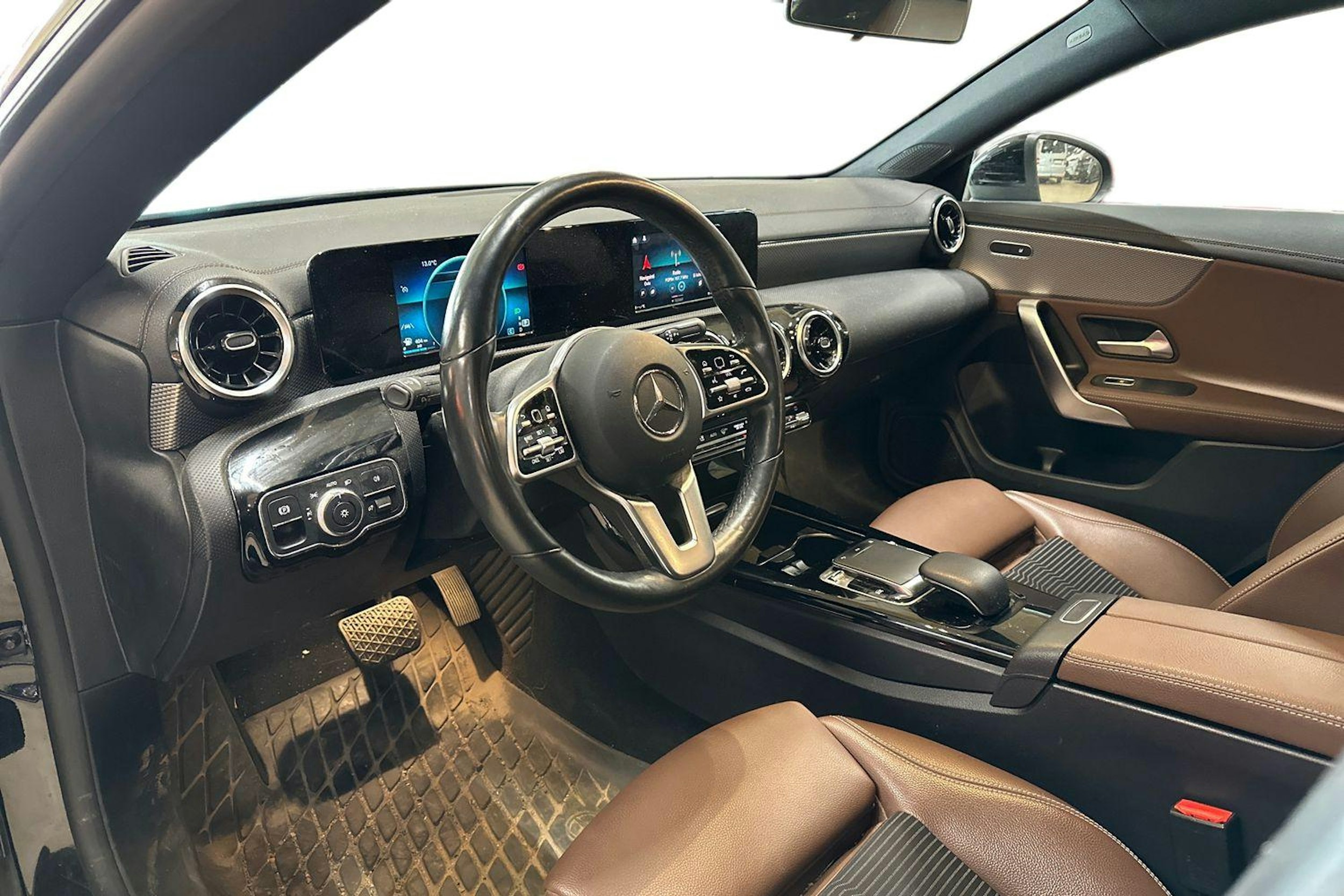 musta Mercedes-Benz CLA 2020 kuva 3.