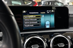 harmaa Mercedes-Benz CLA 2020 kuva 17.