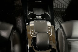 harmaa Mercedes-Benz CLA 2020 kuva 19.