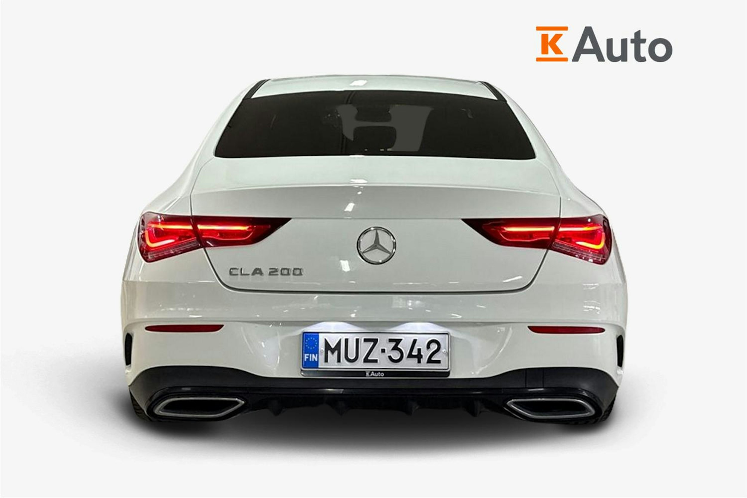 valkoinen Mercedes-Benz CLA 2020 kuva 3.