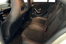 valkoinen Mercedes-Benz CLA 2020 kuva 8.