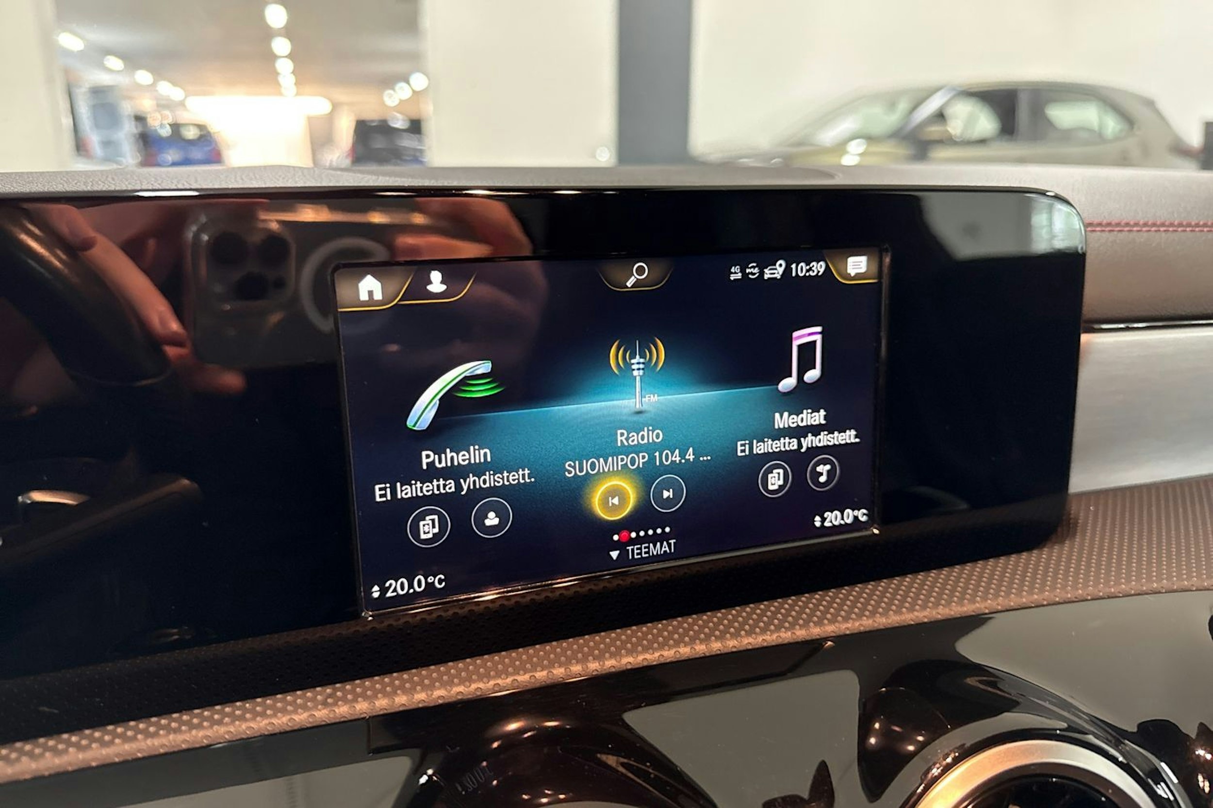 valkoinen Mercedes-Benz CLA 2020 kuva 15.