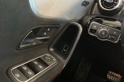 harmaa Mercedes-Benz CLA 2020 kuva 19.