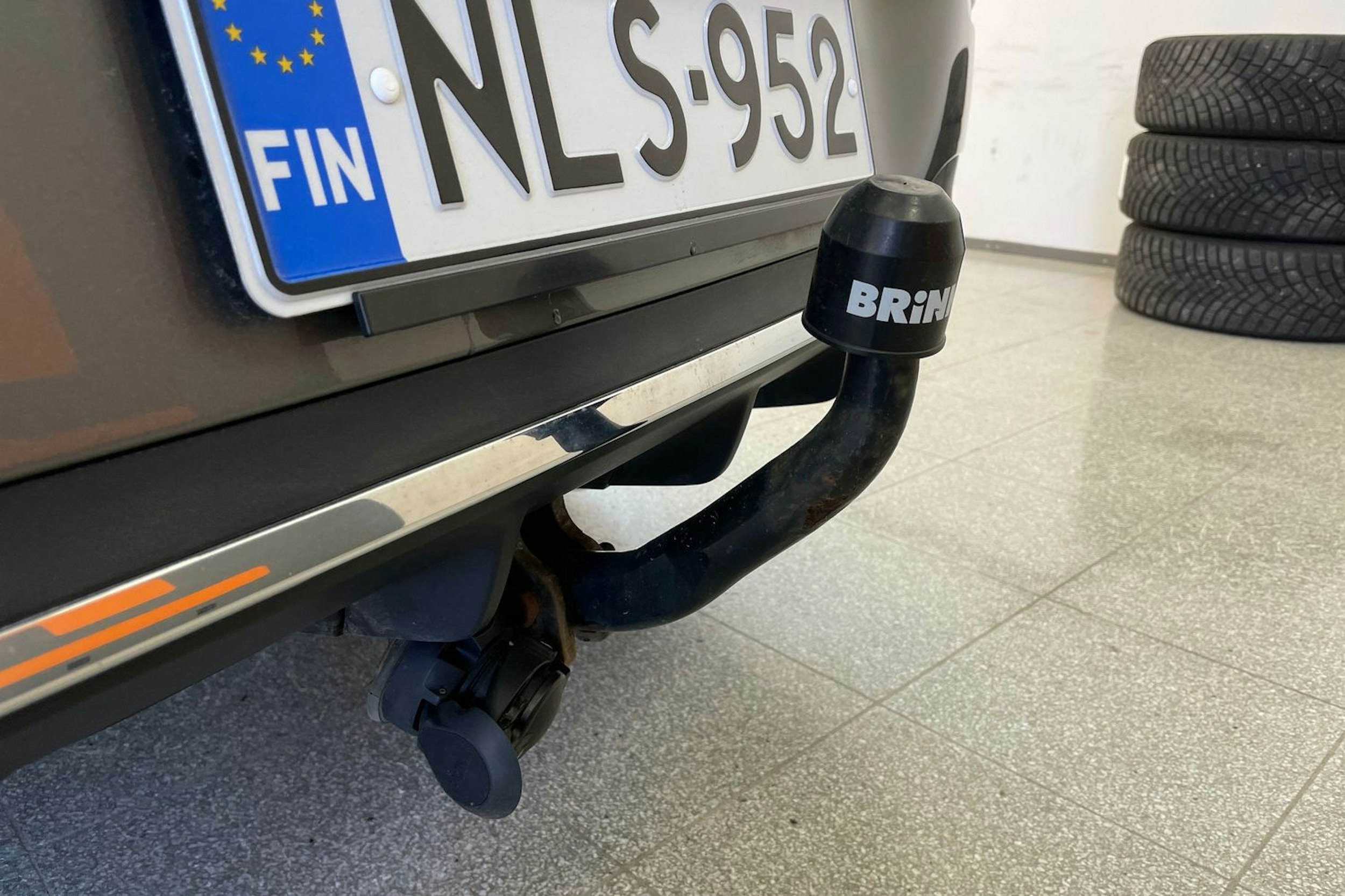 harmaa Mercedes-Benz CLA 2020 kuva 29.