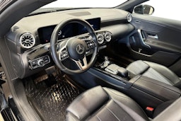 Musta Mercedes-Benz CLA 2020 kuva 6.