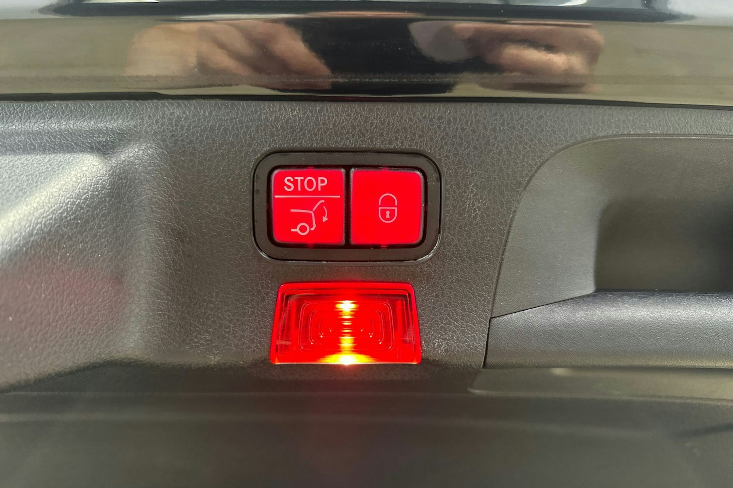 Musta Mercedes-Benz CLA 2020 kuva 12.