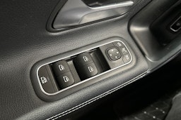 Musta Mercedes-Benz CLA 2020 kuva 18.